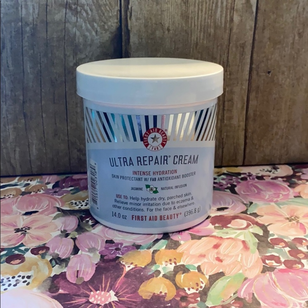 First Aid Beauty ULTRA REPAIR CREAM 14.0oz